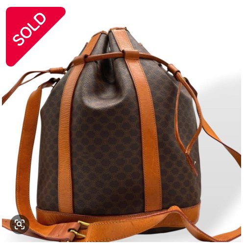 CELINE の実際の販売画面(SOLD・即決24,000円)
